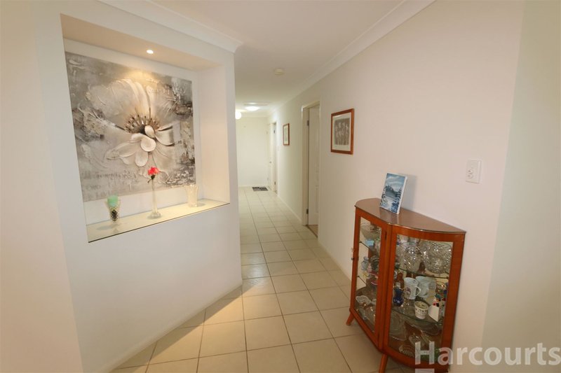 Photo - 23 Seaforth Street, Sandstone Point QLD 4511 - Image 15