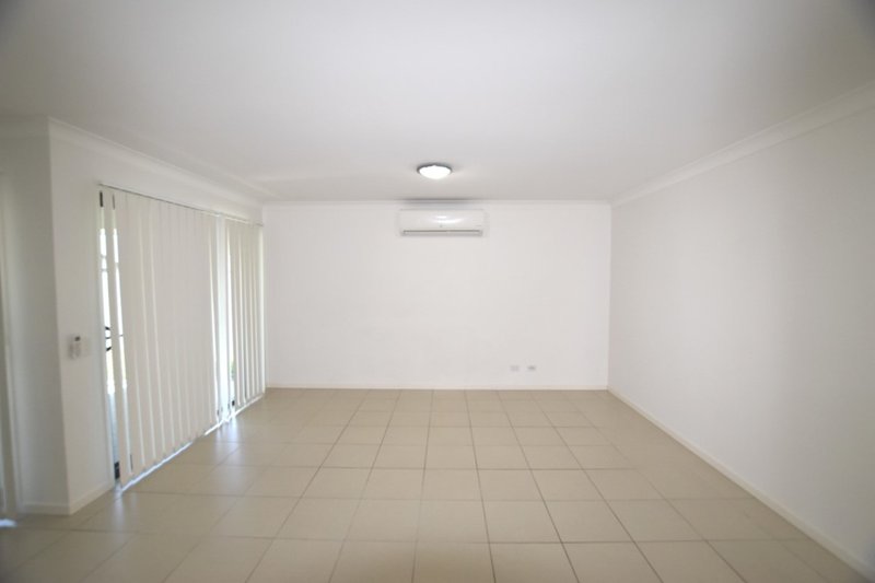 Photo - 23 Seagull Boulevard, Kirkwood QLD 4680 - Image 3