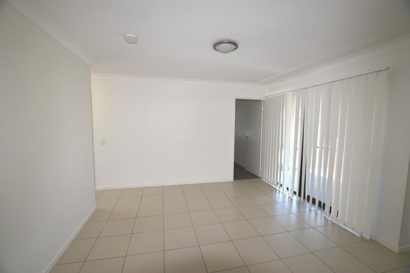 Photo - 23 Seagull Boulevard, Kirkwood QLD 4680 - Image 4