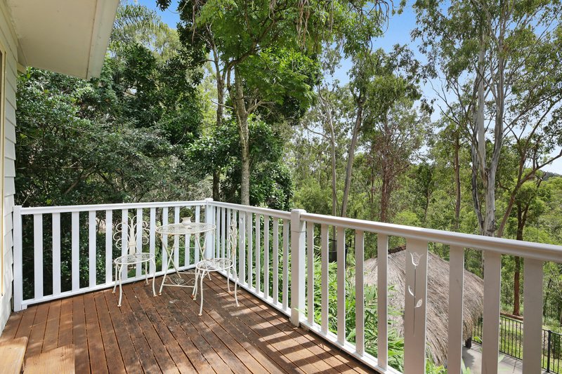 Photo - 23 Sehmish Court, Bonogin QLD 4213 - Image 16