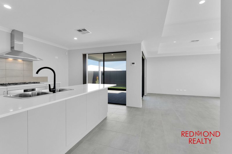 Photo - 23 Sentinel Drive, Two Rocks WA 6037 - Image 4