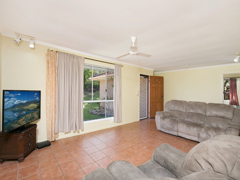 Photo - 23 Sherwood Crescent, Daisy Hill QLD 4127 - Image 3