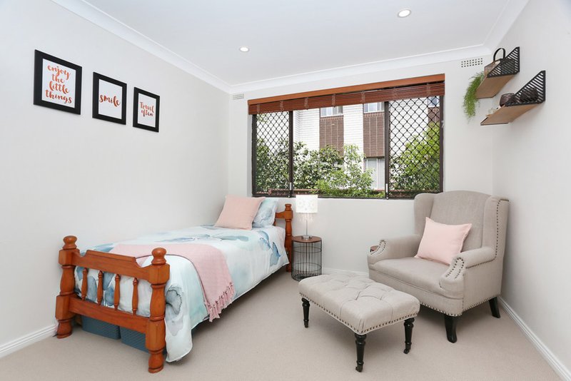 Photo - 2/3 Shipley Avenue, North Strathfield NSW 2137 - Image 4