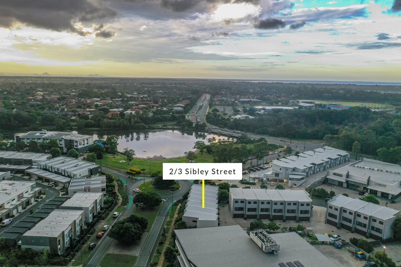 Photo - 2/3 Sibley Street, North Lakes QLD 4509 - Image 21