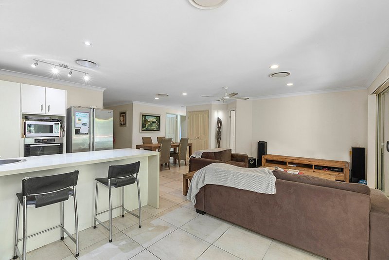 Photo - 23 Silkwood Drive, Noosaville QLD 4566 - Image 9