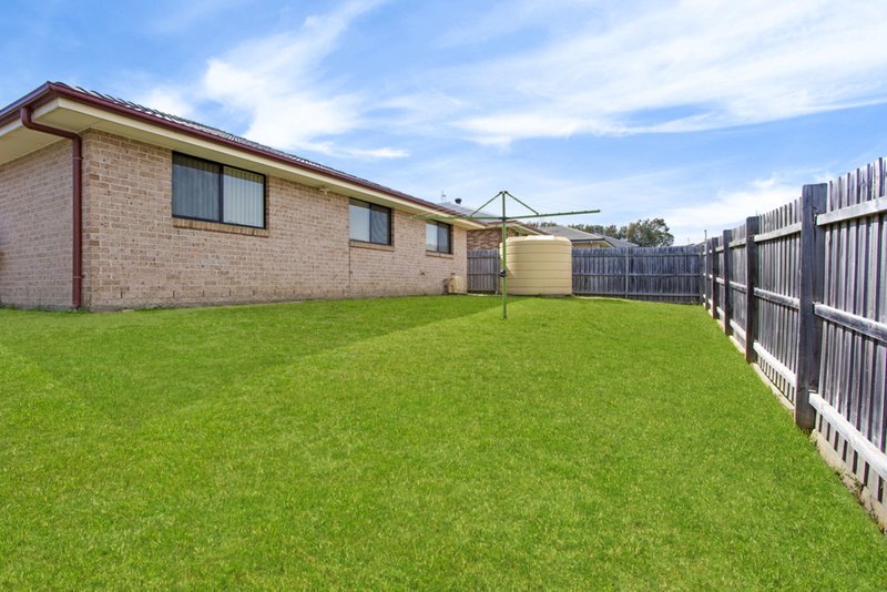 Photo - 23 Snapdragon Crescent, Hamlyn Terrace NSW 2259 - Image 6