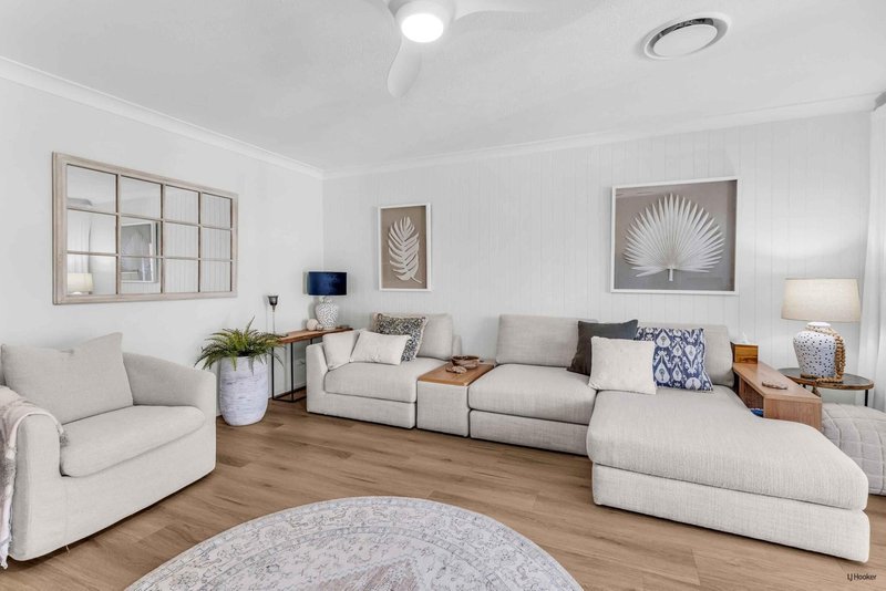 Photo - 2/3 Snowgum Court, Burleigh Waters QLD 4220 - Image 7