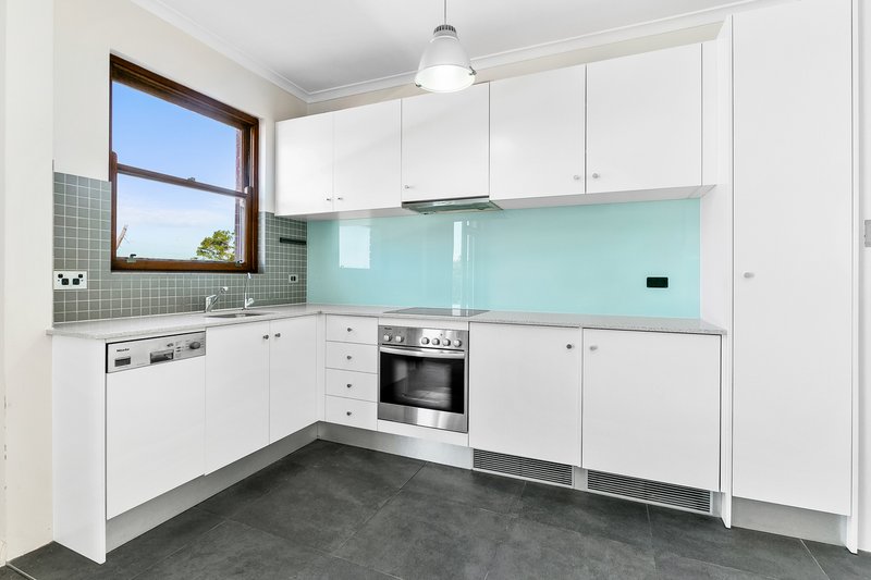 Photo - 2/3 South Street, Drummoyne NSW 2047 - Image 3