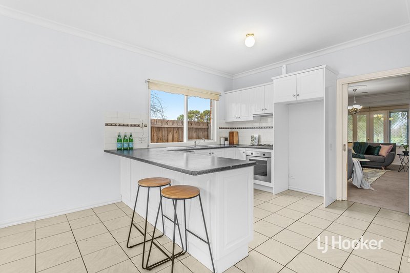 Photo - 23 Southampton Drive, Point Cook VIC 3030 - Image 5