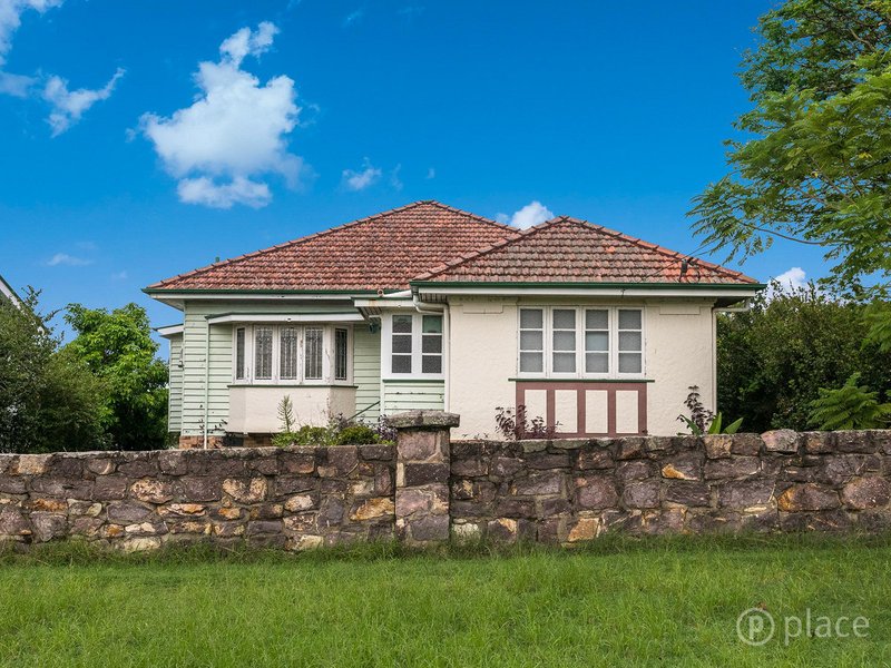 23 Southerden Avenue, Grange QLD 4051