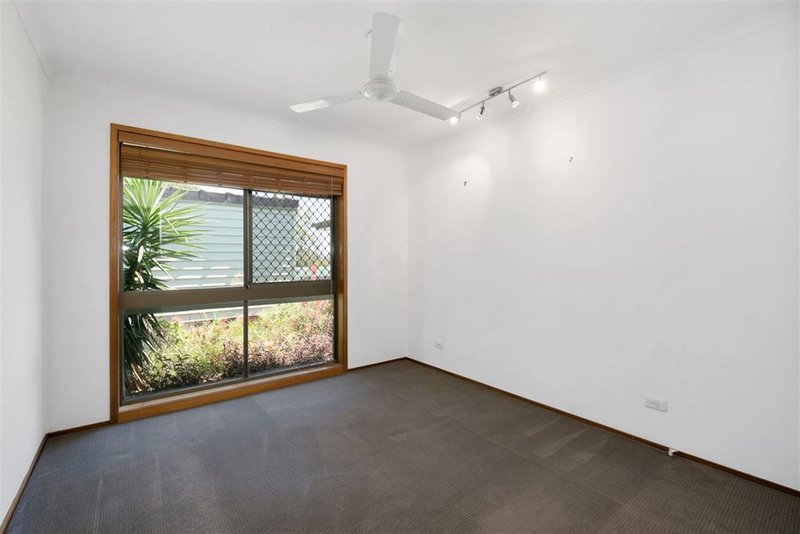 Photo - 23 Spinnaker Street, Jamboree Heights QLD 4074 - Image 7