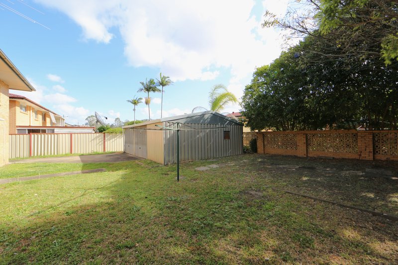 Photo - 23 Springfield Street, Macgregor QLD 4109 - Image 13