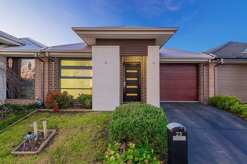 23 Springleaf Avenue, Clyde North VIC 3978