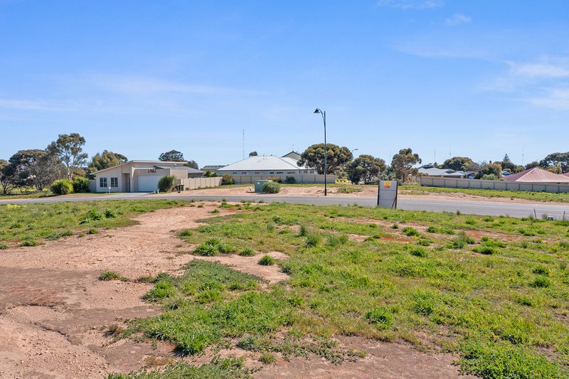 Photo - 23 St Andrew'S Drive, Port Hughes SA 5558 - Image 10