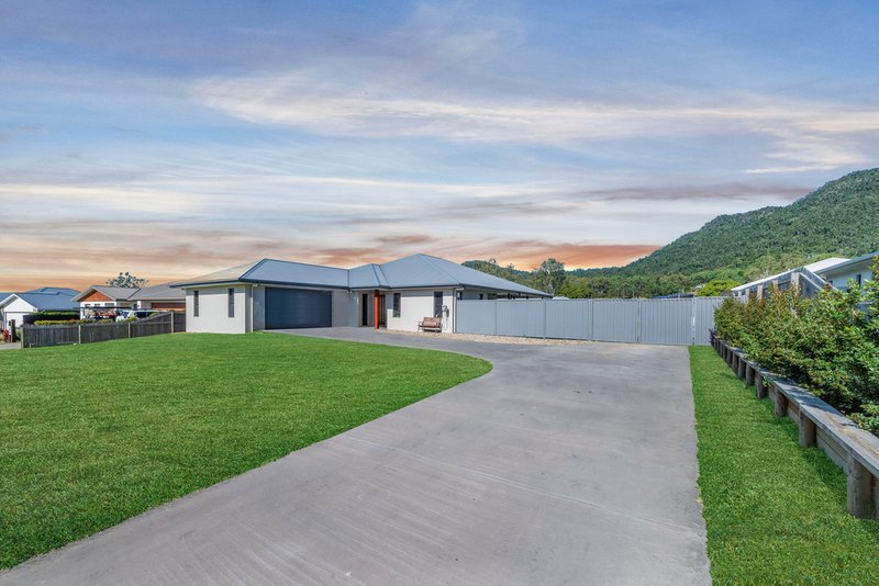 23 Stanley Drive, Cannonvale QLD 4802