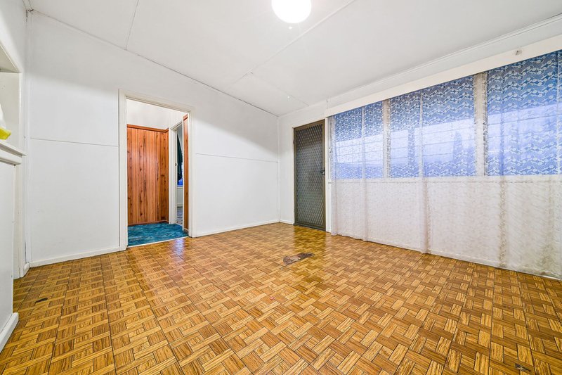 Photo - 23 Stephenson Street, Springvale VIC 3171 - Image 6