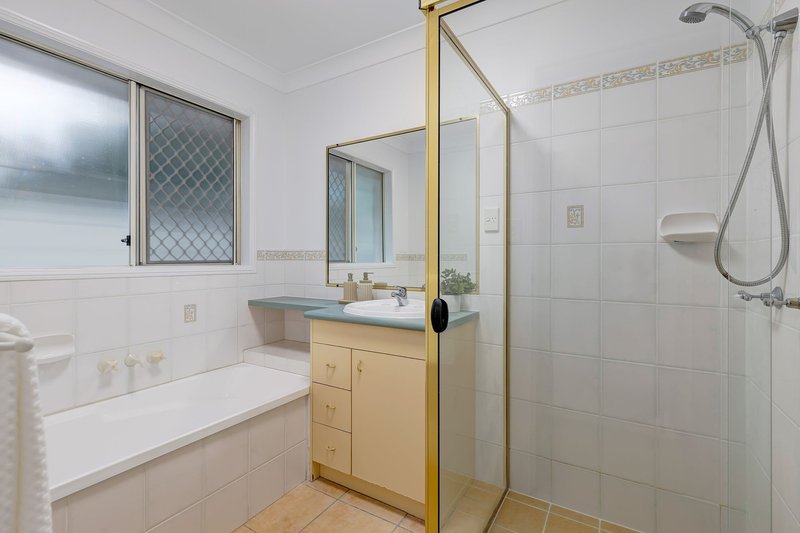 Photo - 23 Strathaird Place, Parkinson QLD 4115 - Image 16