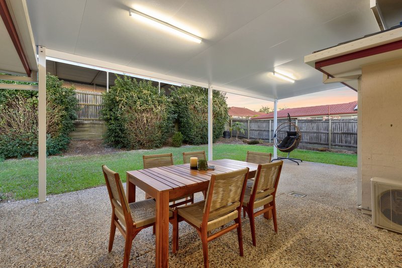 Photo - 23 Strathaird Place, Parkinson QLD 4115 - Image 18