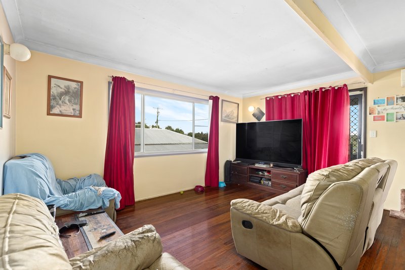 Photo - 23 Strathaird Street, Darra QLD 4076 - Image 5