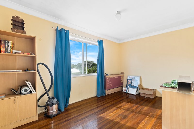 Photo - 23 Strathaird Street, Darra QLD 4076 - Image 9