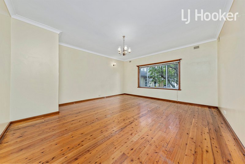 Photo - 23 Stuart St , Canley Vale NSW 2166 - Image 3