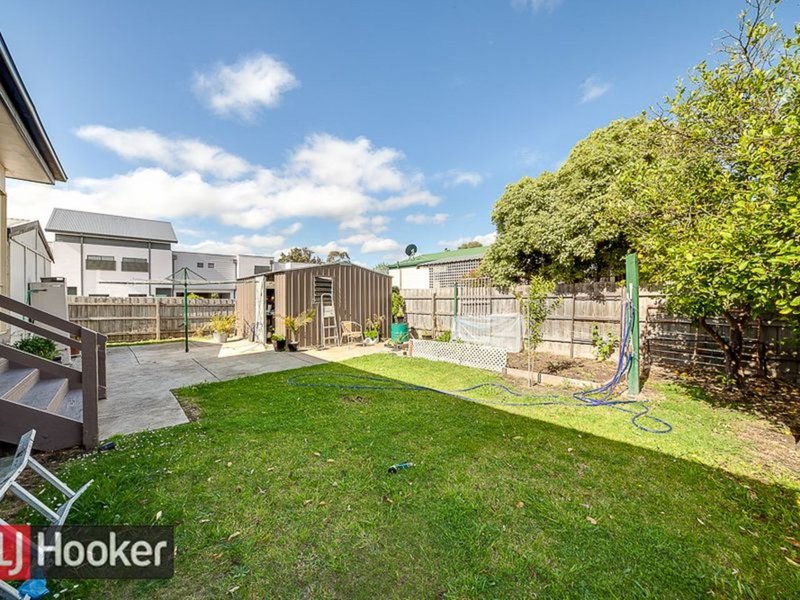 Photo - 23 Stuart St , Noble Park VIC 3174 - Image 12