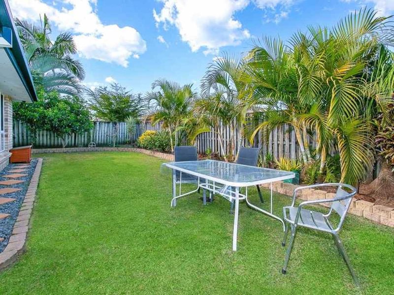 Photo - 23 Summerwine Street, Burleigh Waters QLD 4220 - Image 3