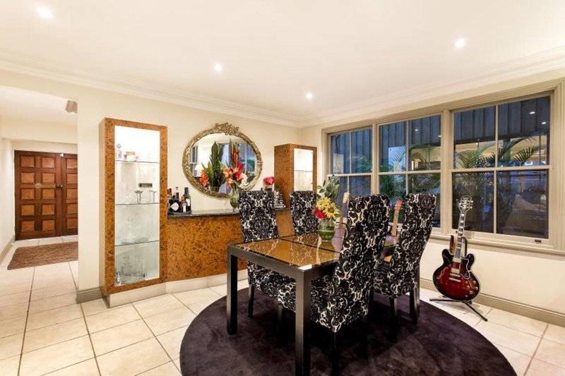 Photo - 23 Sunnyridge Pl , Bayview NSW 2104 - Image 7