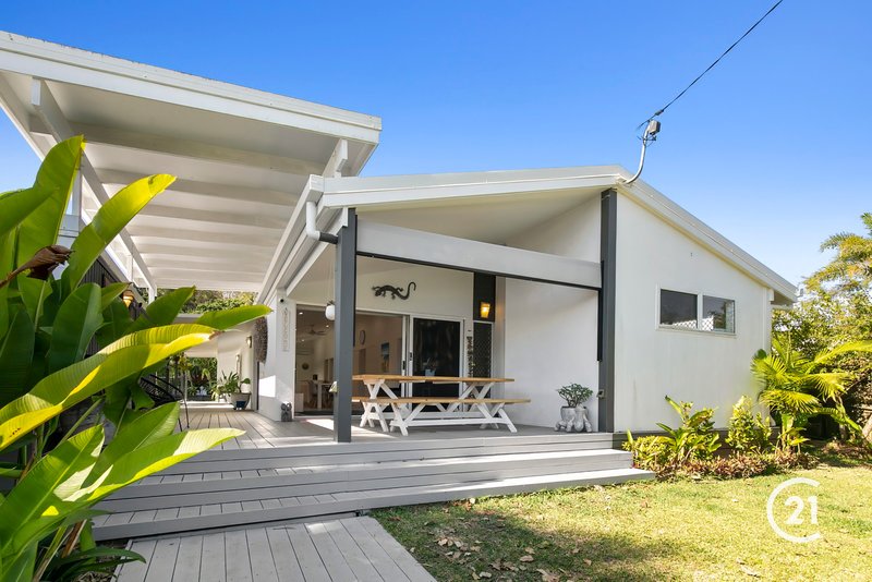 Photo - 23 Sunset Drive, Noosa Heads QLD 4567 - Image 5