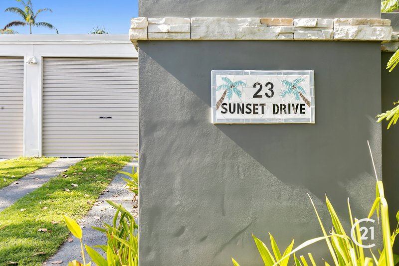 Photo - 23 Sunset Drive, Noosa Heads QLD 4567 - Image 22