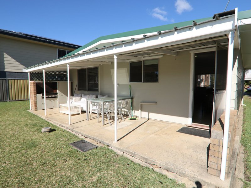 Photo - 23 Surfway Avenue, Berrara NSW 2540 - Image 5