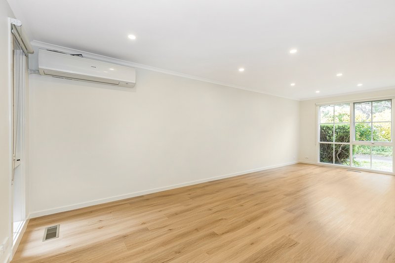 Photo - 2/3 Surrey Street, Box Hill South VIC 3128 - Image 3