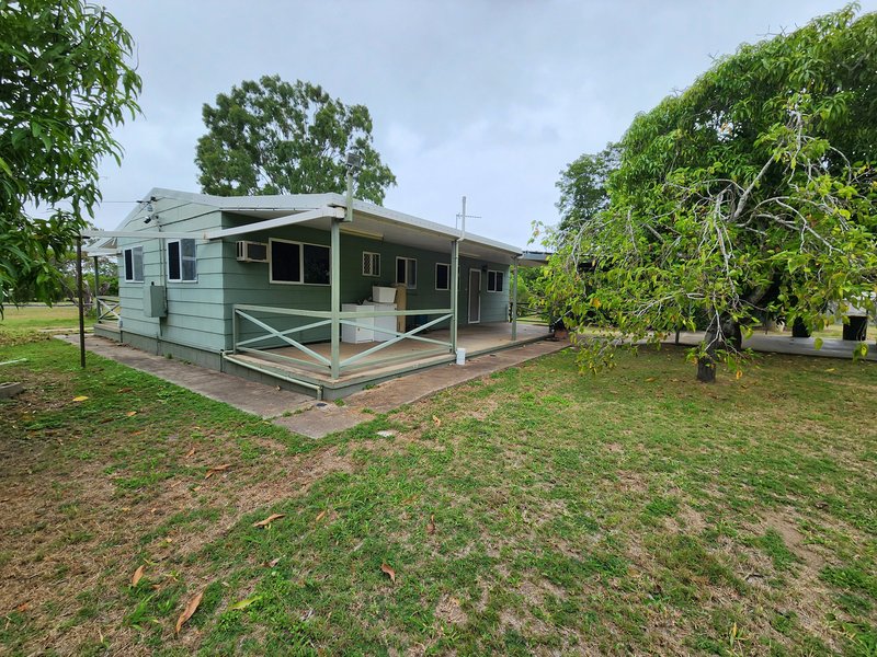 Photo - 23 Suttor Street, Nebo QLD 4742 - Image 2