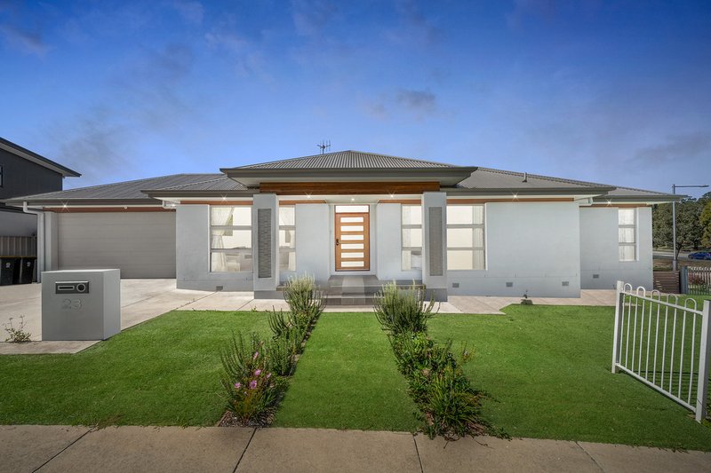 Photo - 23 Swagman Street, Lawson ACT 2617 - Image 1