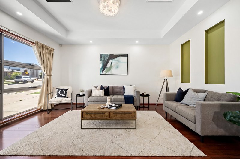 Photo - 23 Swagman Street, Lawson ACT 2617 - Image 6