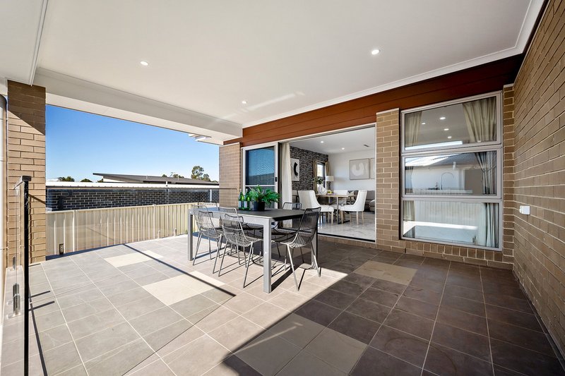 Photo - 23 Swagman Street, Lawson ACT 2617 - Image 15