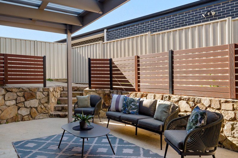 Photo - 23 Swagman Street, Lawson ACT 2617 - Image 16
