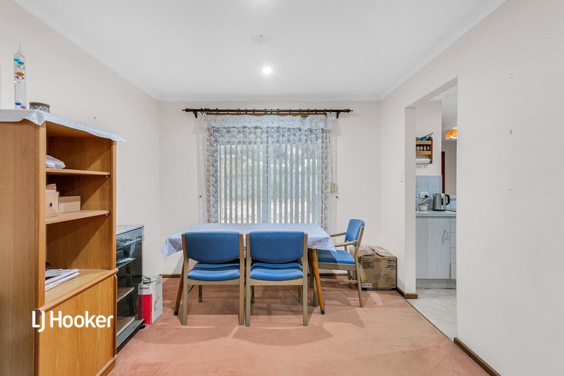 Photo - 23 Swallow Crescent, Parafield Gardens SA 5107 - Image 5