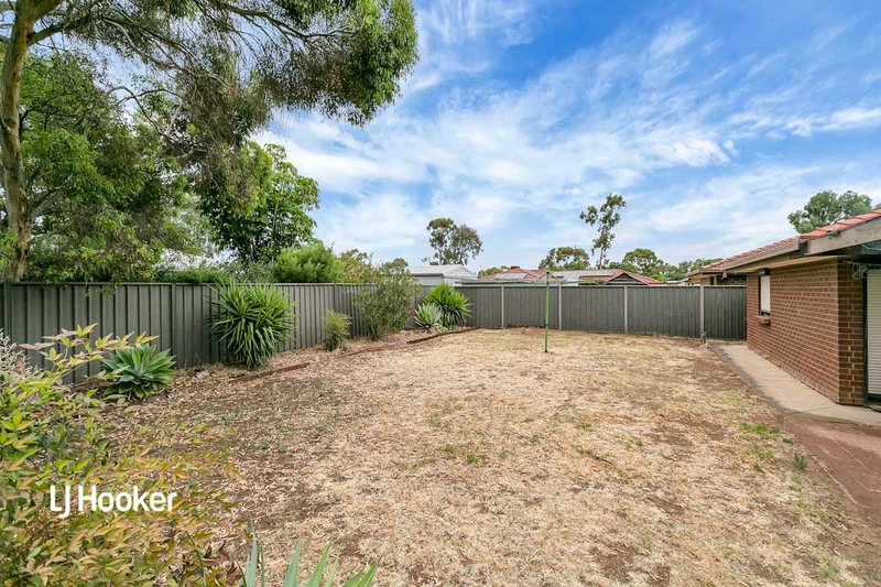 Photo - 23 Swallow Crescent, Parafield Gardens SA 5107 - Image 16