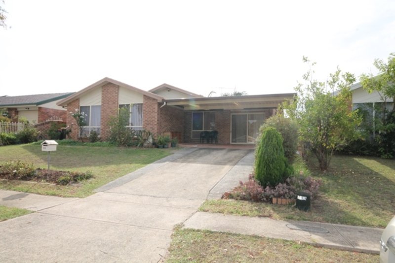 Photo - 23 Swan Cct , Green Valley NSW 2168 - Image 9