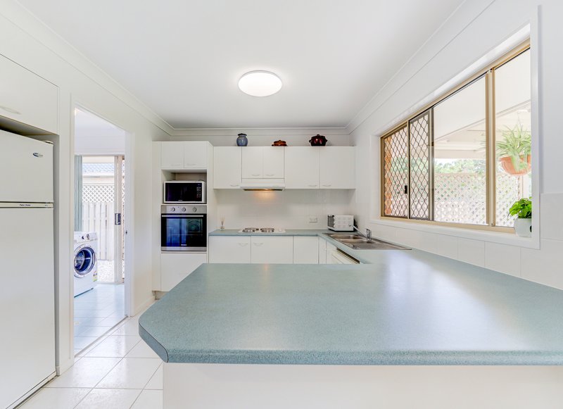 Photo - 23 Swanton Drive, Mudgeeraba QLD 4213 - Image 5