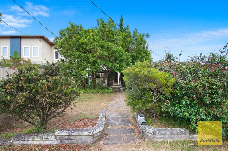 Photo - 23 Sydney Avenue, Umina Beach NSW 2257 - Image 5