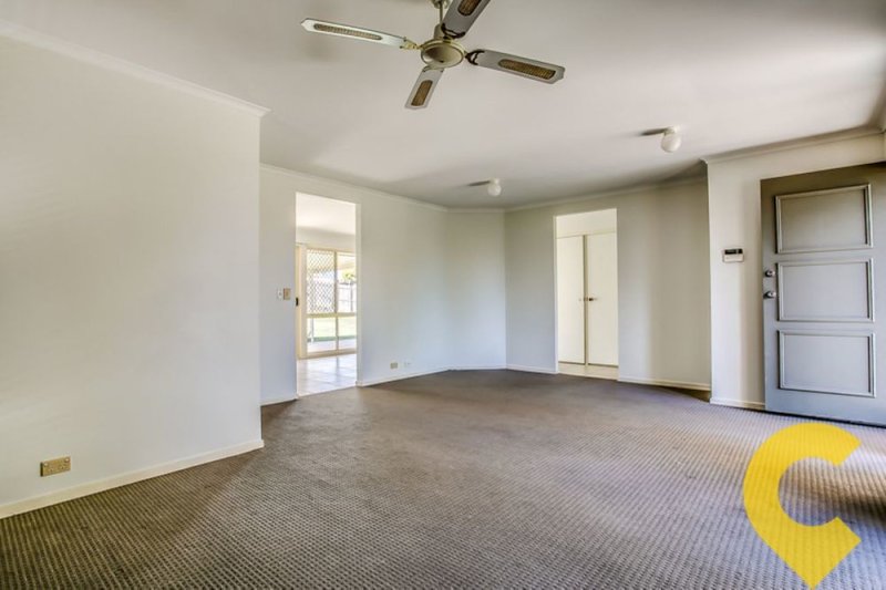 Photo - 23 T J Ryan Avenue, Collingwood Park QLD 4301 - Image 3