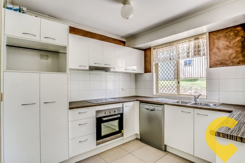 Photo - 23 T J Ryan Avenue, Collingwood Park QLD 4301 - Image 12