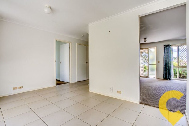 Photo - 23 T J Ryan Avenue, Collingwood Park QLD 4301 - Image 14