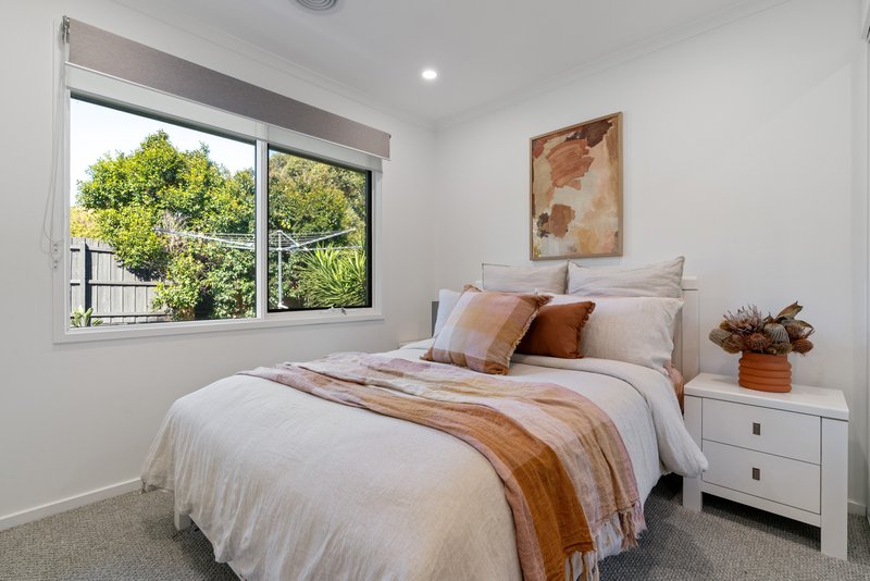 Photo - 23 Taketa Crescent, Frankston VIC 3199 - Image 11