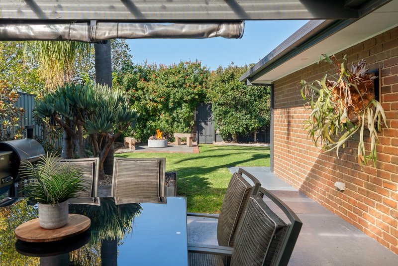 Photo - 23 Taketa Crescent, Frankston VIC 3199 - Image 17