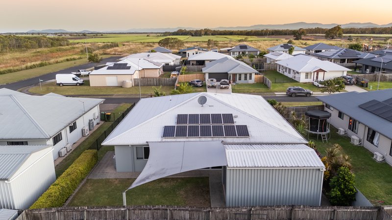Photo - 23 Tamarind Crescent, Proserpine QLD 4800 - Image 14