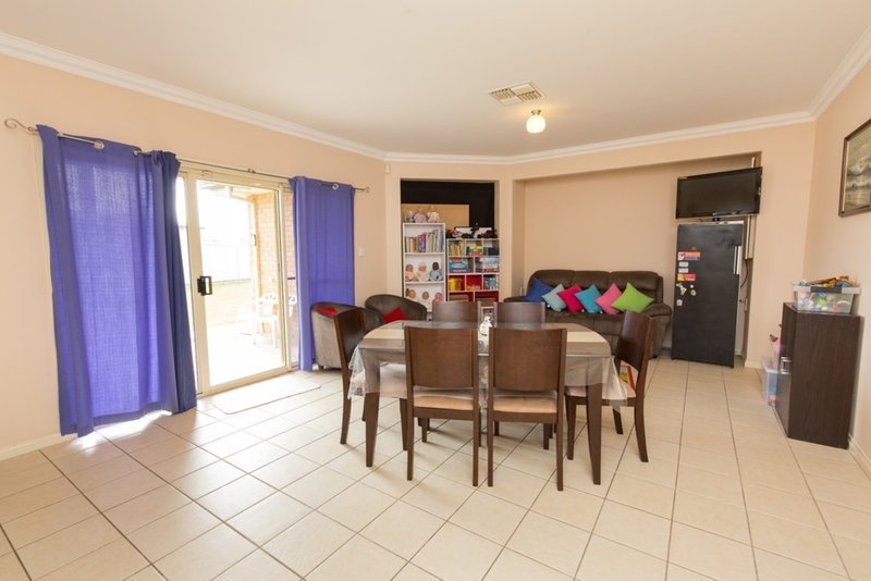 Photo - 23 Tarrango Drive, Mildura VIC 3500 - Image 3