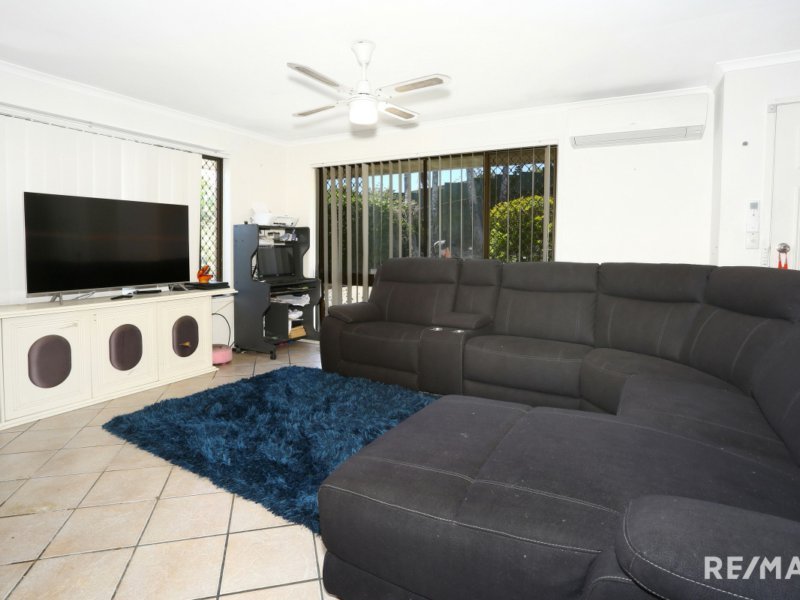 Photo - 23 Terrace Court, Merrimac QLD 4226 - Image 6